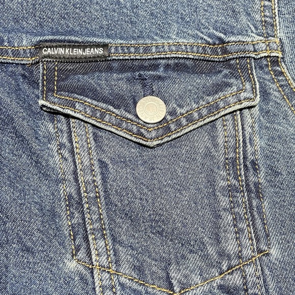 Calvin Klein Denim Jean Jacket Women's Size Small Pockets Button Up Blue - Picture 5 of 10